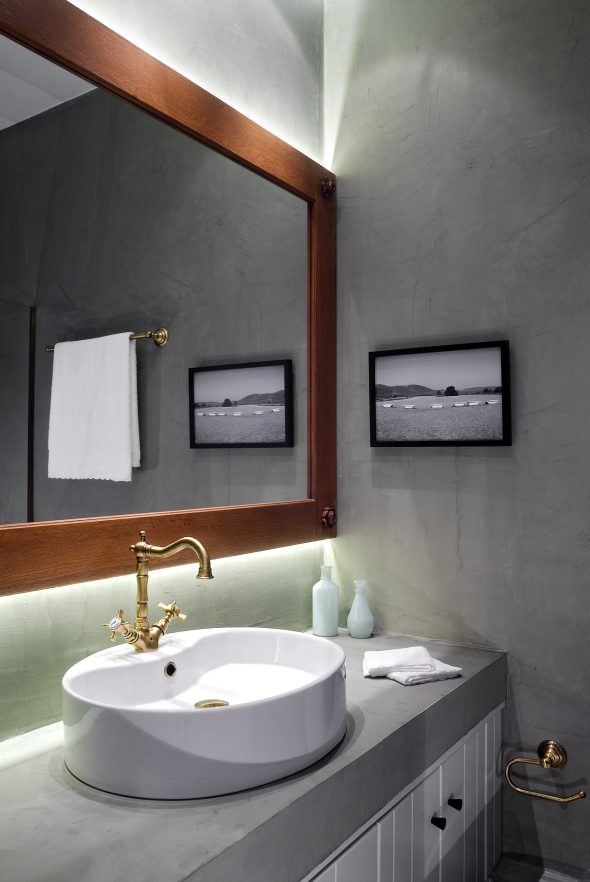 Stone house renovation in Paleros, Greece'